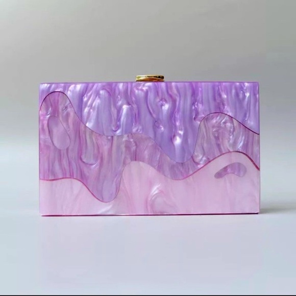 Handbags - Lavender Acrylic Wave Design Box Clutch w/Rope Handle & Crossbody Chain, EUC